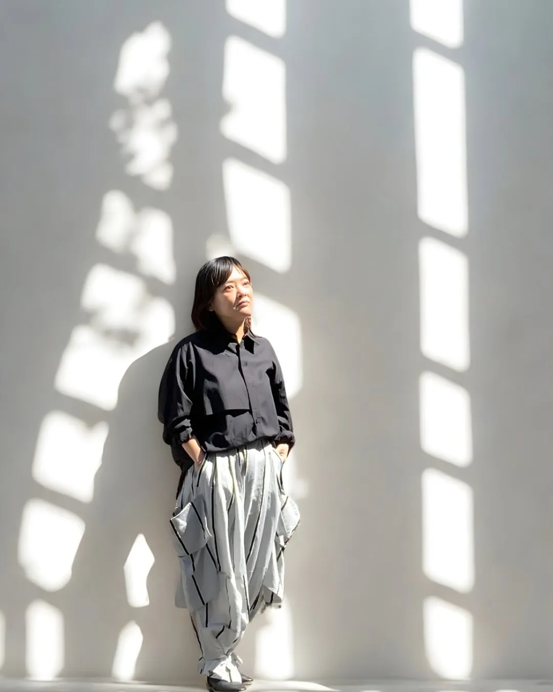 人と被りたくない、個性ある、ワイドパンツの着こなし