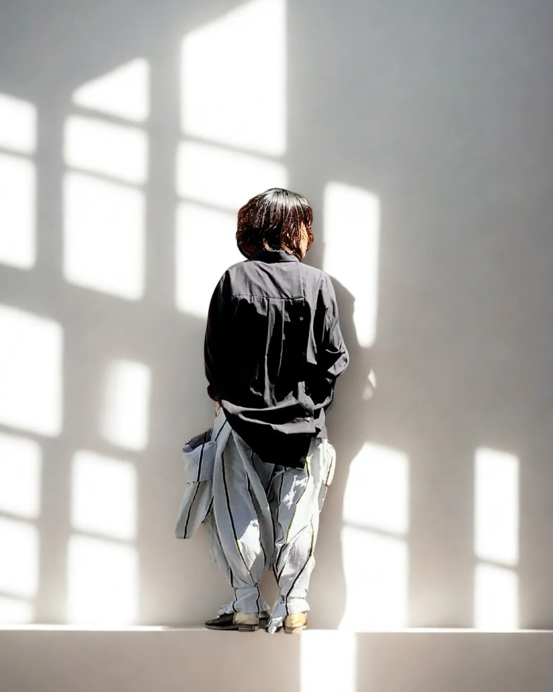 人と被りたくない、個性ある、ワイドパンツの着こなし