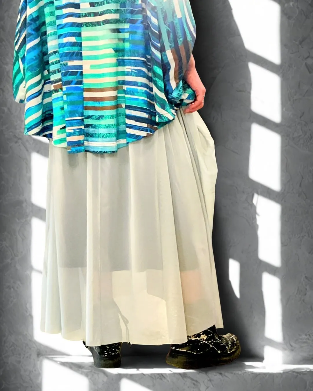 久しぶりのスカートの入荷