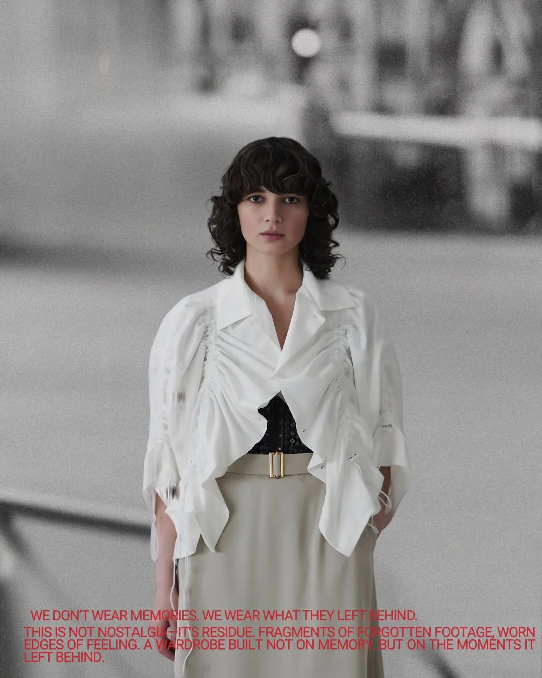 だいぶ表情を変えられるシャツ