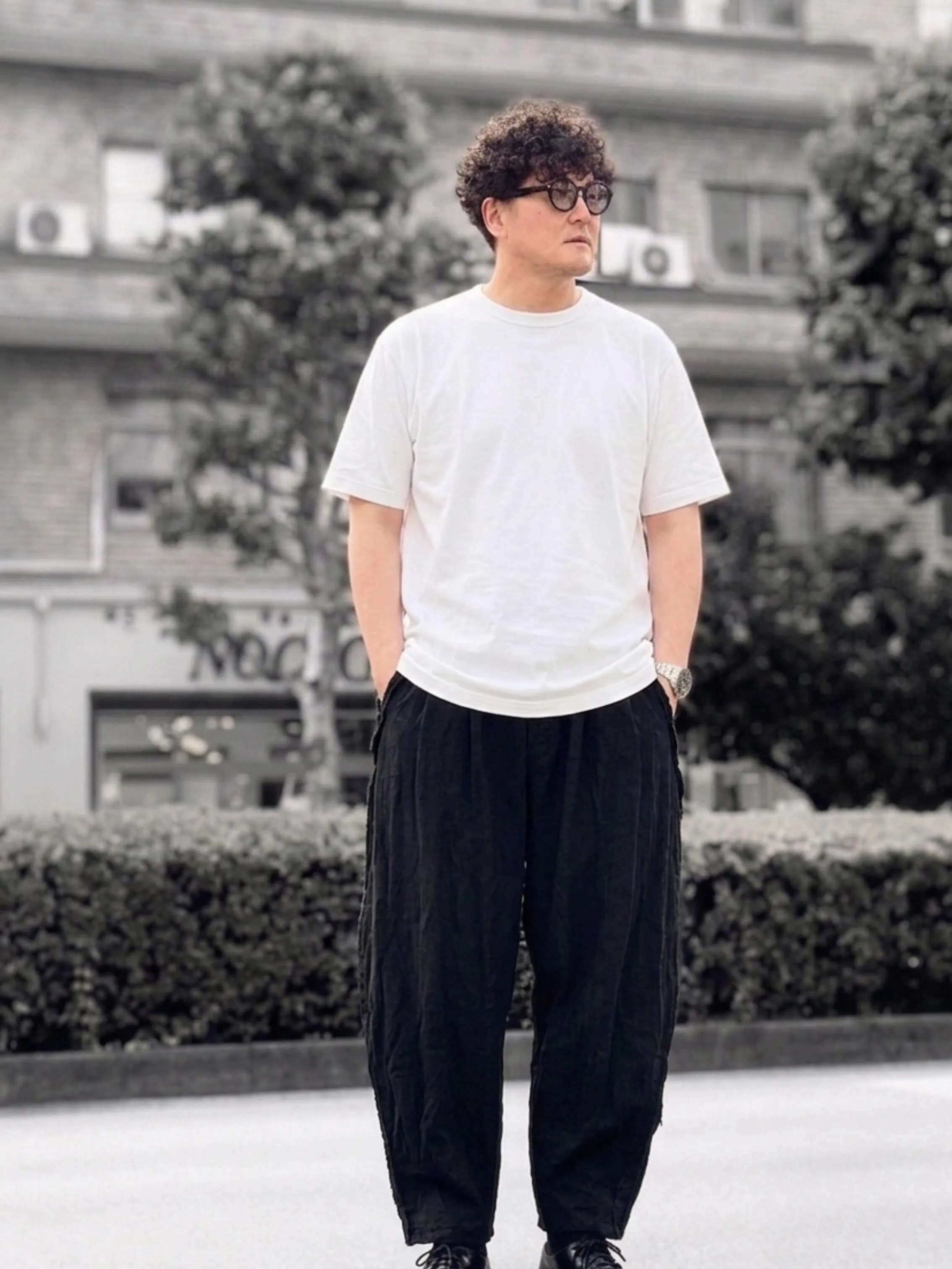 一度履くと病みつきになるワイドパンツ