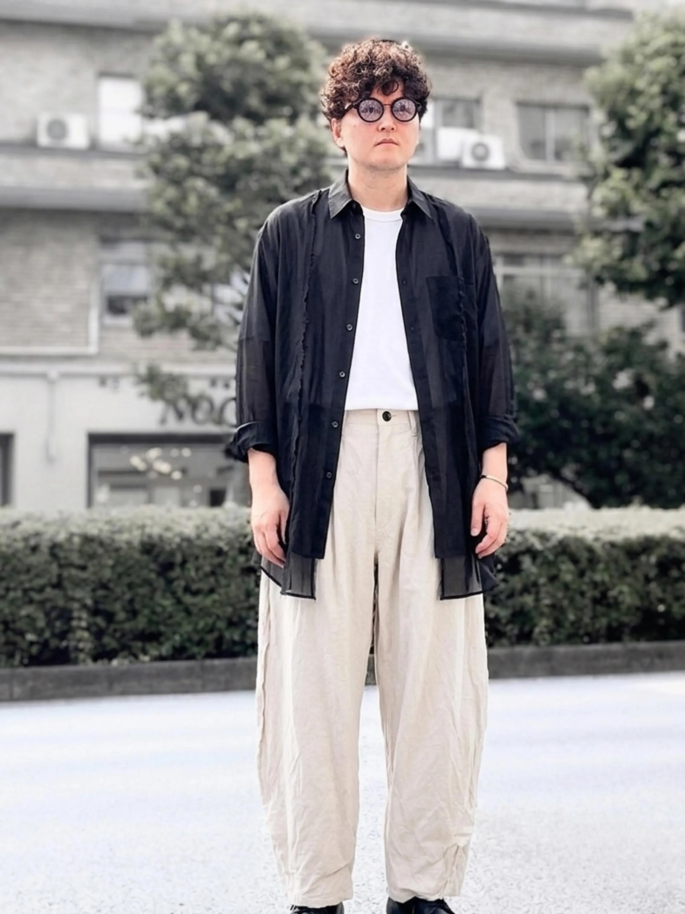 一度履くと病みつきになるワイドパンツ