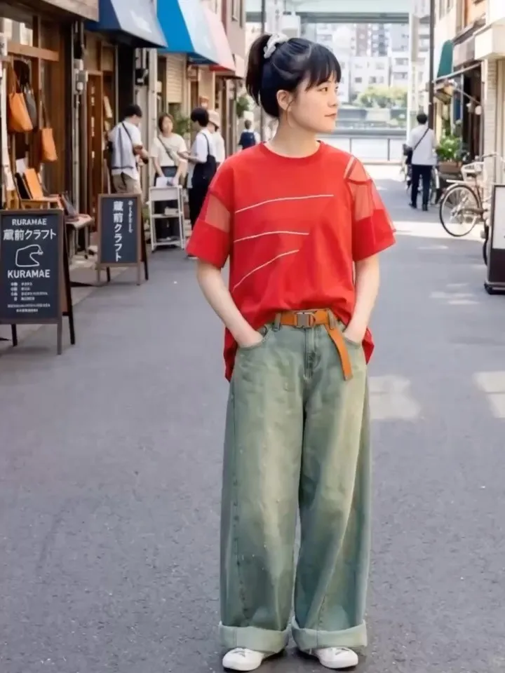本日は完全に赤いTシャツ推し♪