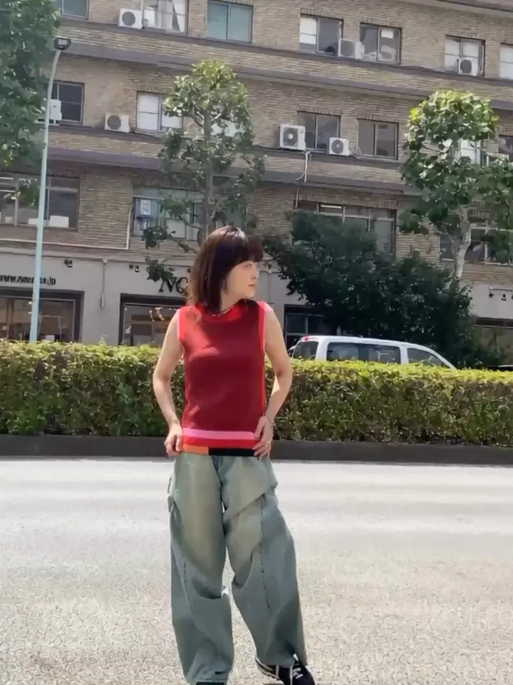 どんよりした曇り空が抜けて